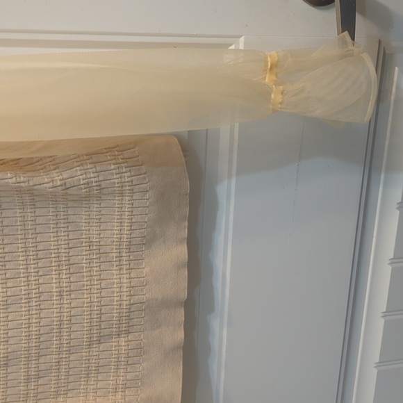 Anthropologie Maeve Sheer Sleeve Sweater NWOT - Picture 7 of 7